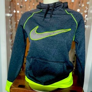 Nike Therma-Fit Hoodie XS